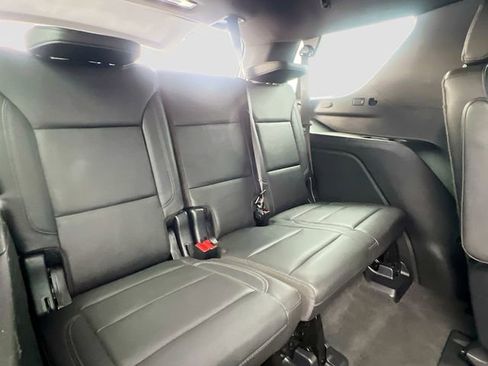 Used 2022 Chevrolet Tahoe Z71 w/ Luxury Package image 28