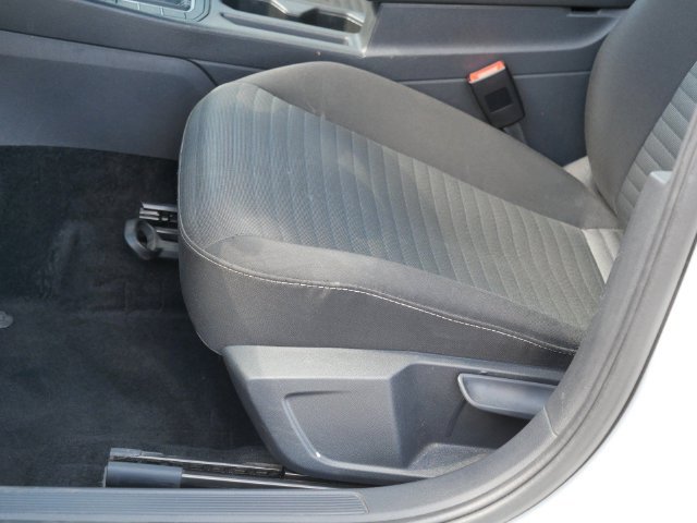 Certified 2025 Volkswagen Jetta S FWD image 14