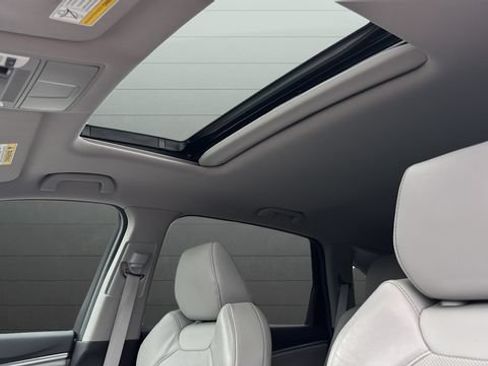 Used 2020 Acura MDX SH-AWD w/ Technology Package image 22