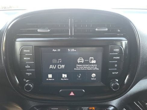 Used 2020 Kia Soul S FWD image 26