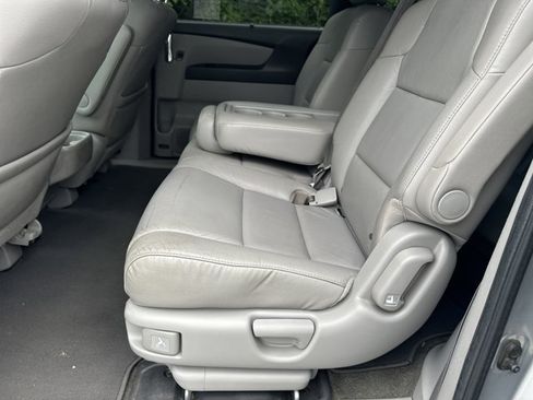 Used 2014 Honda Odyssey EX-L image 26