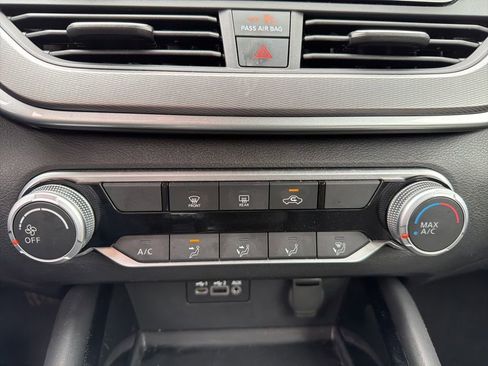 Used 2025 Nissan Altima 2.5 SR FWD image 21