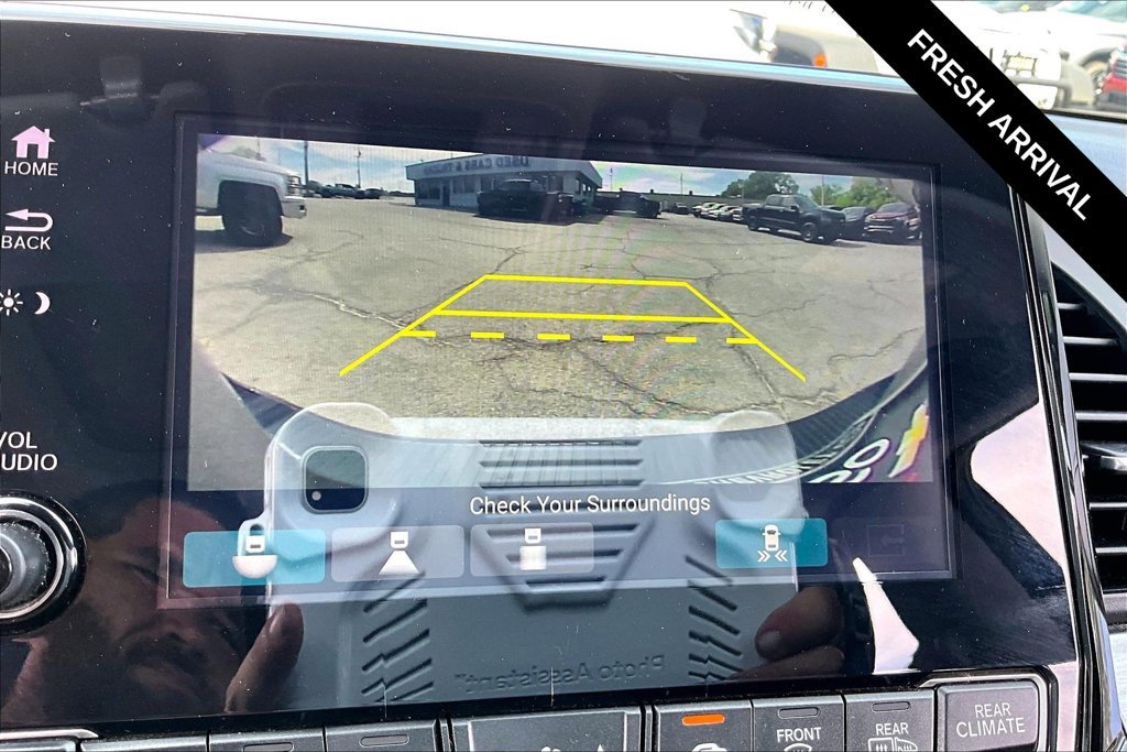 Used 2023 Honda Odyssey Elite image 10