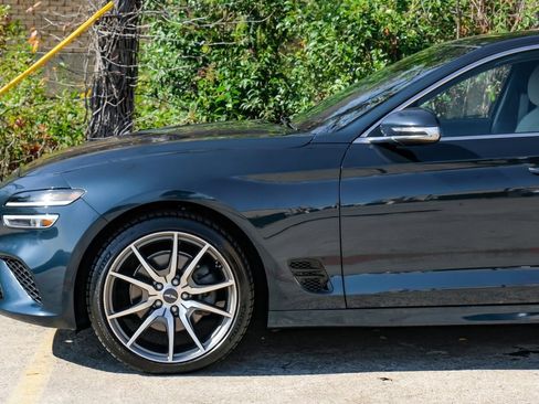 Used 2023 Genesis G70 2.0T image 16