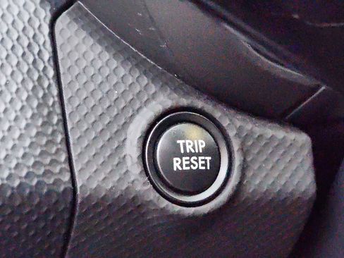 Used 2022 Subaru Forester image 24