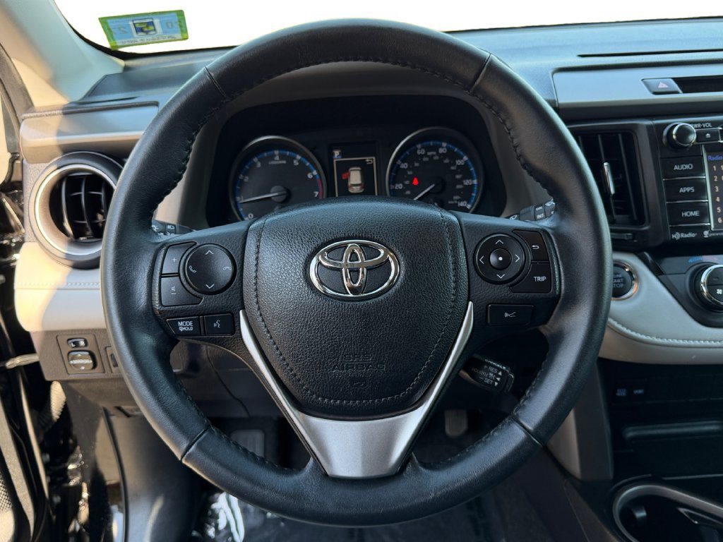 Used 2018 Toyota RAV4 XLE w/ Plus Extra Value Package AWD/4WD image 18