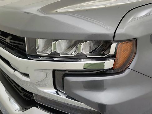 Used 2021 Chevrolet Silverado 1500 LT AWD/4WD image 14