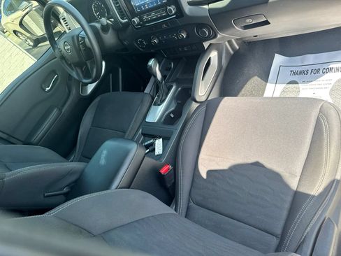 Used 2022 Nissan Frontier SV AWD/4WD image 29