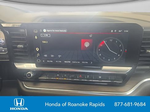 Used 2025 GMC Sierra 1500 SLT RWD image 21