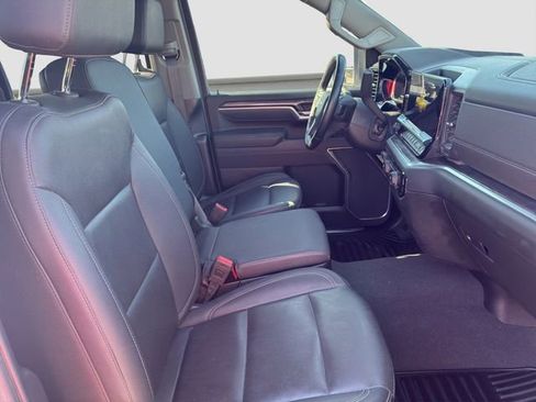 Used 2025 Chevrolet Silverado 3500 LTZ AWD/4WD image 9