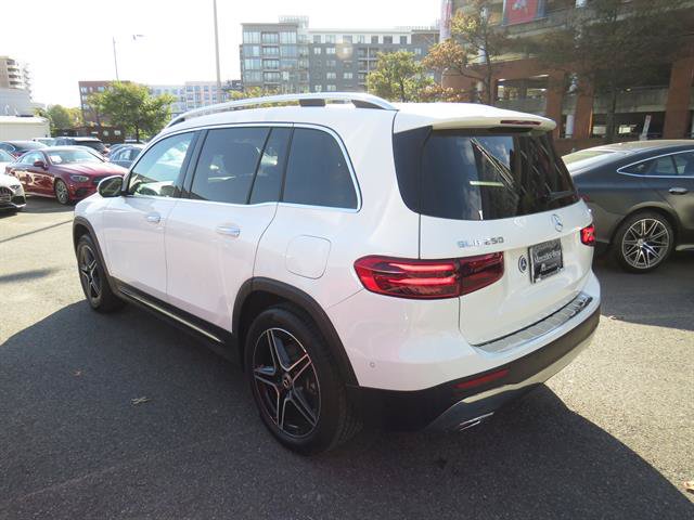Used 2026 Mercedes-Benz GLB 250 4MATIC image 2