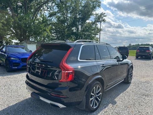 Used 2017 Volvo XC90 T6 Momentum AWD/4WD image 5
