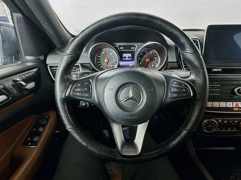 Used 2017 Mercedes-Benz GLS 450 4MATIC image 11