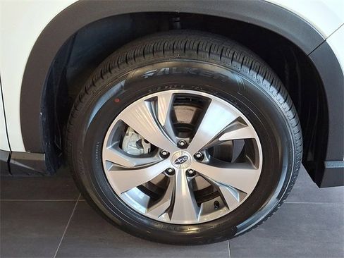 Certified 2024 Subaru Ascent Premium w/ Convenience Package image 7