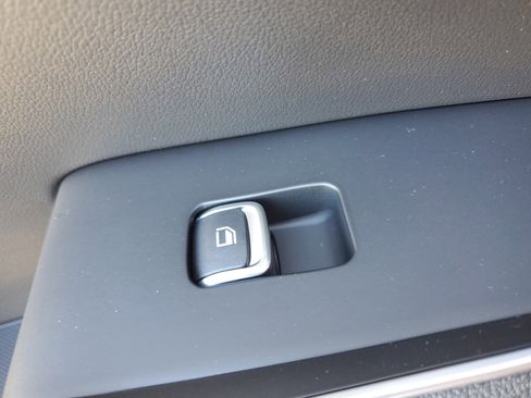 New 2026 Kia Sorento LX image 12