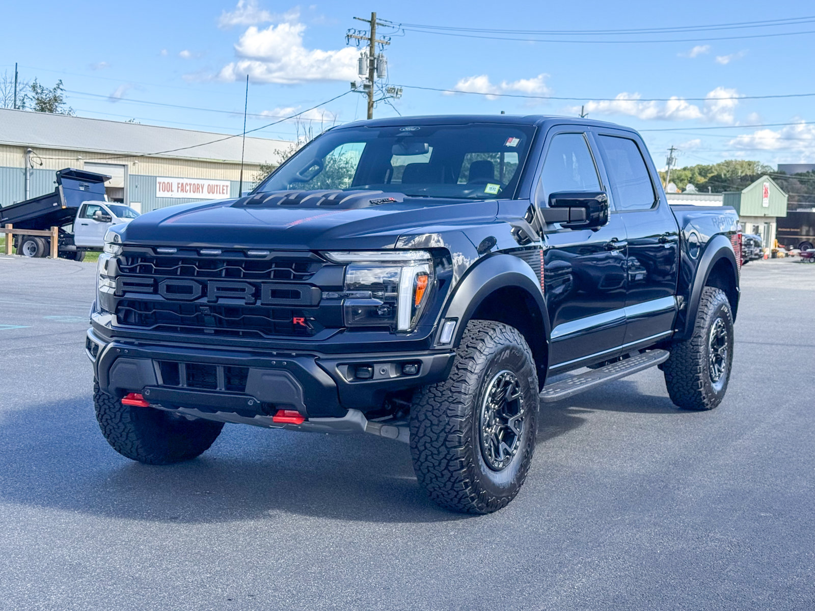 Certified 2026 Ford F150 Raptor w/ Equipment Group 803A Raptor R AWD/4WD image 4