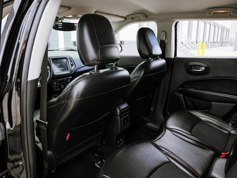 Used 2019 Jeep Compass Trailhawk image 27