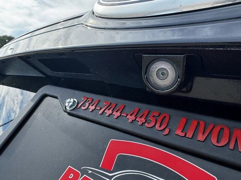 Used 2014 Ford Edge Sport image 18