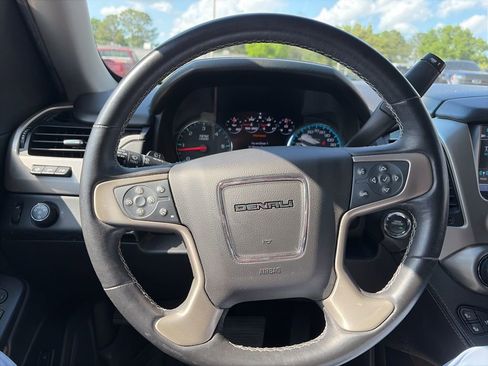 Used 2019 GMC Yukon Denali w/ Open Road Package image 15