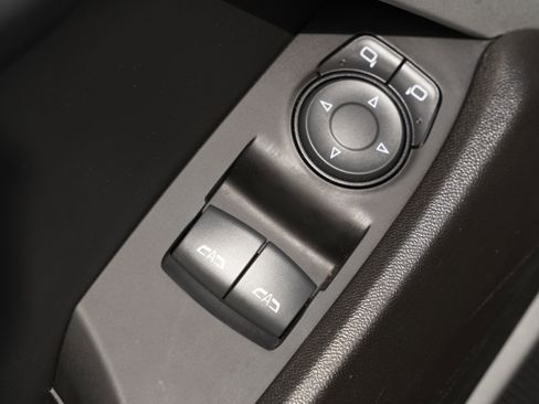 Used 2021 Chevrolet Camaro LT image 14