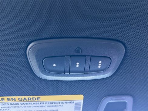 New 2025 Jeep Grand Cherokee Limited w/ Black Appearance Package image 32