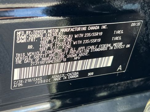 Used 2021 Toyota RAV4 Limited image 31