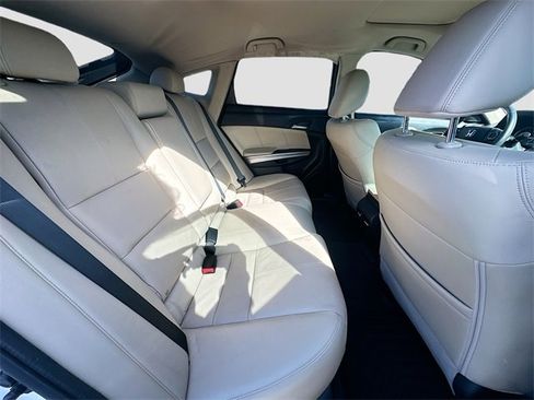 Used 2013 Honda Crosstour EX-L image 24