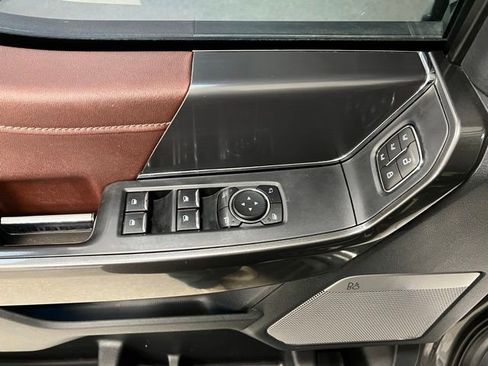 Used 2021 Ford F150 Lariat w/ Equipment Group 502A High image 24