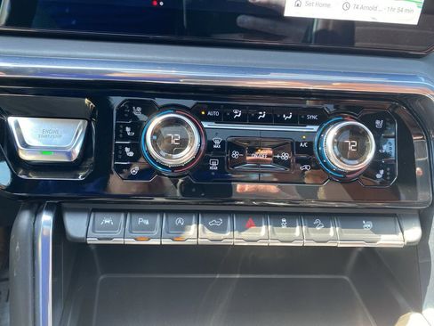 Used 2024 GMC Sierra 1500 Denali Ultimate AWD/4WD image 22