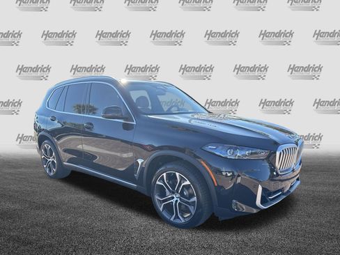Used 2026 BMW X5 xDrive40i AWD/4WD image 2