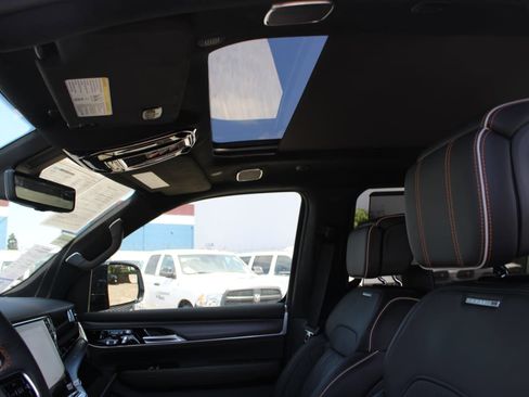 New 2025 Jeep Grand Wagoneer Series III w/ Rear Seat Video Group 1 image 31