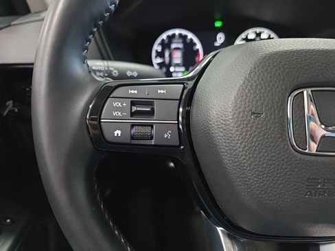 Used 2025 Honda CR-V EX-L image 16