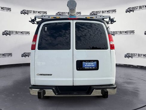 Used 2018 Chevrolet Express 2500 w/ Driver Convenience Package RWD image 7