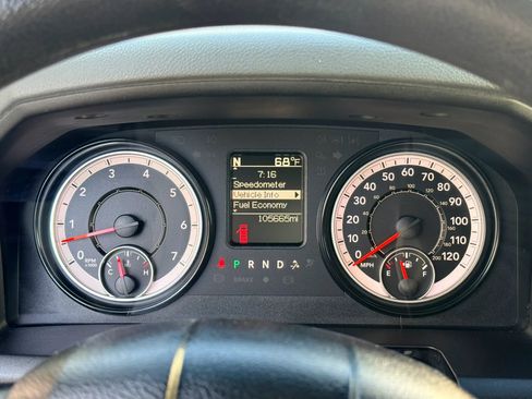 Used 2018 RAM 1500 Classic SLT image 24