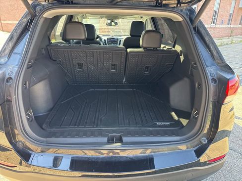 Used 2024 Chevrolet Equinox Premier AWD/4WD image 7