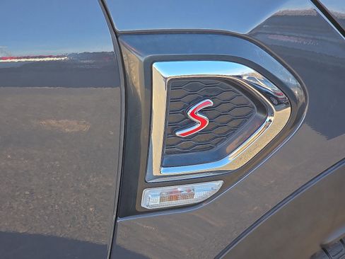 Used 2018 MINI Cooper Countryman S w/ Technology Package image 6