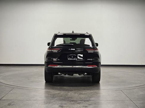 New 2025 Jeep Grand Cherokee Limited AWD/4WD image 7