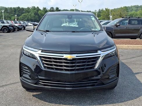 Used 2023 Chevrolet Equinox LS w/ Driver Confidence II Package FWD image 2