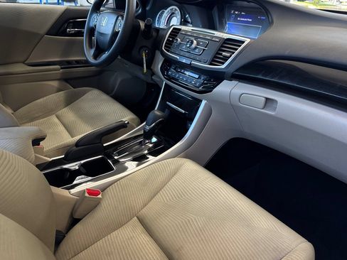 Used 2016 Honda Accord LX image 15