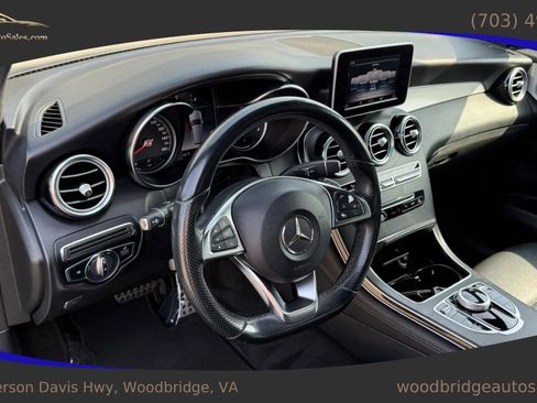 Used 2019 Mercedes-Benz GLC 300 image 15