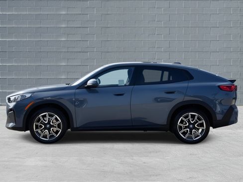 Used 2025 BMW X2 xDrive28i image 4