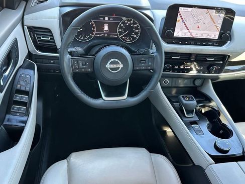 Used 2023 Nissan Rogue SL w/ SL Premium Package AWD/4WD image 8