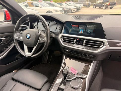 Used 2019 BMW 330i Sedan RWD image 18