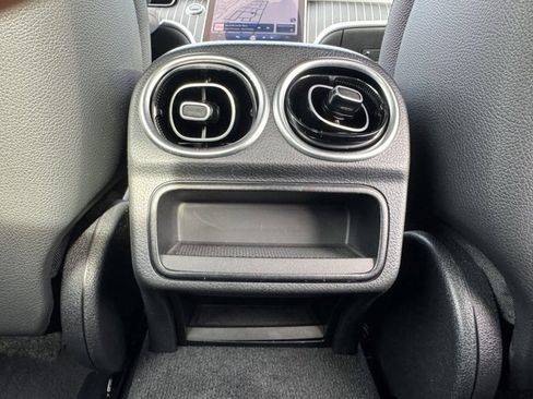 Used 2024 Mercedes-Benz C 300 4MATIC Sedan image 9