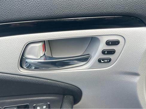 Used 2019 Honda Pilot Touring image 37