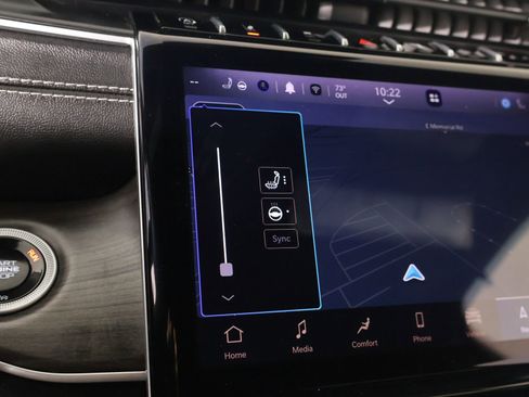 Used 2024 Jeep Grand Cherokee Limited RWD image 8