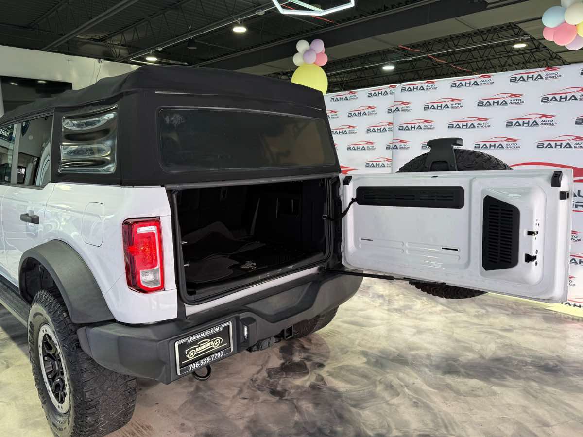 Used 2022 Ford Bronco Big Bend w/ Sasquatch Package AWD/4WD image 48