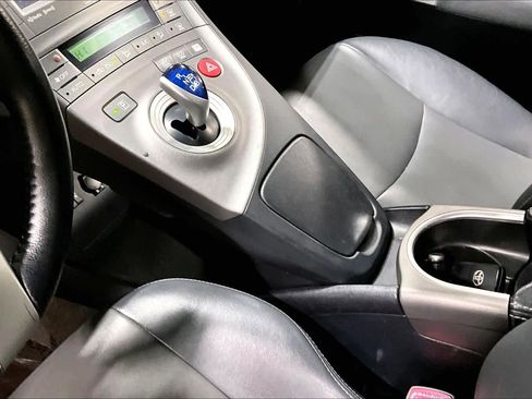 Used 2012 Toyota Prius Four image 16