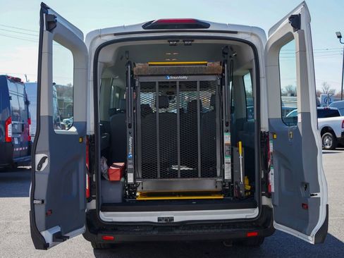 Used 2019 Ford Transit 350 XL image 1