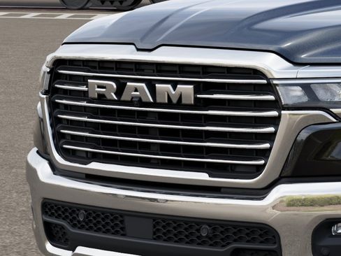 New 2026 RAM 1500 Laramie AWD/4WD image 11